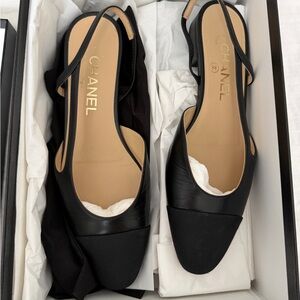 CHANEL Slingbacks Black